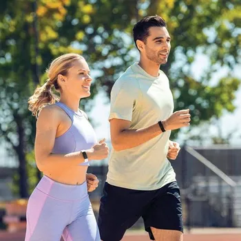 sportovní náramek Fitbit Inspire HR a běžci