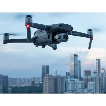 dron DJI Mavic 2 Pro ve vzduchu