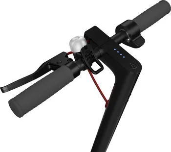 Detail řídítek elektrokoloběžky Xiaomi Mi Electric Scooter