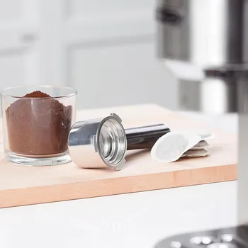páka De'Longhi Dedica EC 685.R