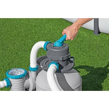 Bestway Expert Plus v akci