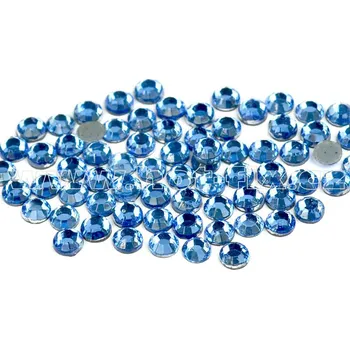 hot-fix skleněné nažehlovací kameny na textil barva 118 Sapphire světlý, velikos SS6 až SS16 barva: polobroušený barva 118 Sapphire světlý, velikost: velikost SS10, balení: balení 1grs /144ks