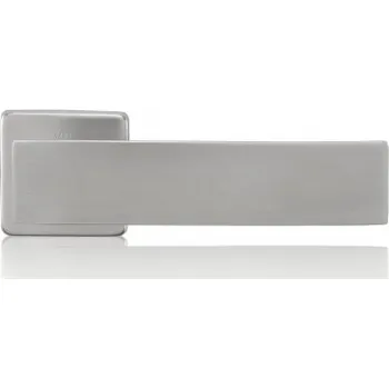 Dveřní kování M&T Dveřní klika Entero na čtvercové rozetě, Objekt nerez NRz, cylindrické