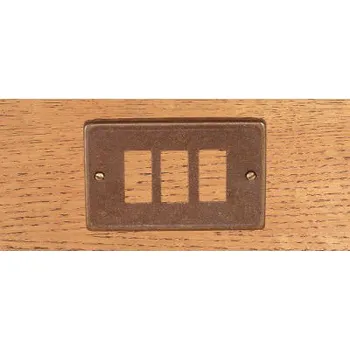 Dveřní kování M&T FA 770.02 Kryt na vypínače 2 otvory, série Magic b- Ticino