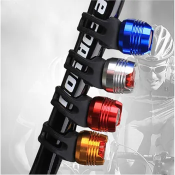 Cyklosvítilna Vodě a prachu odolné zadní světlo na kolo - svítí červeně