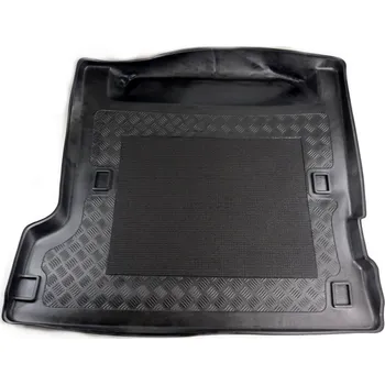 Vana do kufru Vana do kufru Nissan Patrol Y61 1998-2010 3.řada dole • zvýšený okraj • Aristar