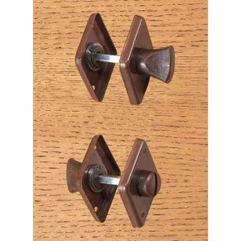 Dveřní kování M&T FM 306 WC uzamykání na vyvýšené rozetě ve tvaru kosočtverce