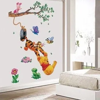 Samolepící dekorace Samolepka na zeď houpající se Medvídek Pů