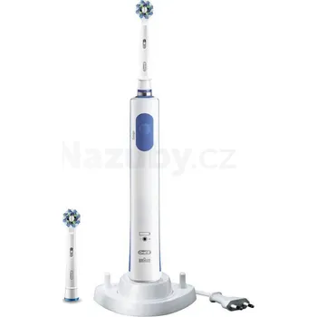 Elektrický zubní kartáček Oral-B PRO 650 CrossAction D16.524