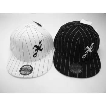 Kšiltovka Kšiltovka freestyle výšivka X čepice, hip-hop, street dance