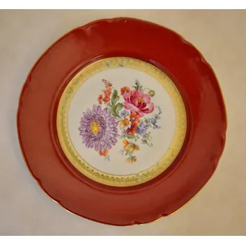 Talíř Porcelánový dekorační červený talíř