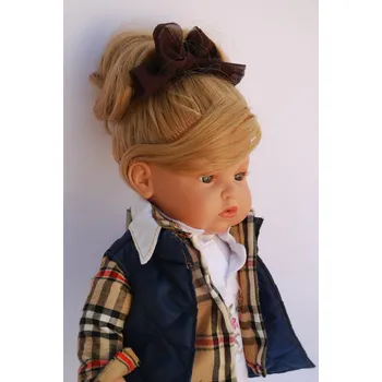 Realistická panenka holčička Carolina od firmy ENDISA ze Španělska