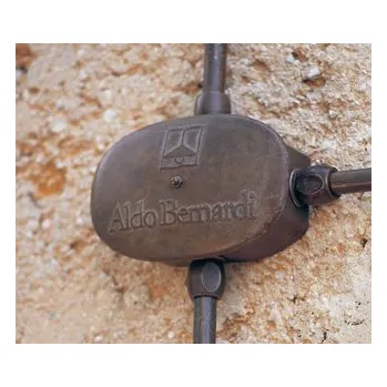 ALDO BERNARDI Nástěnná mosazná spojovací krabice oválná Varianta: Mosaz 80