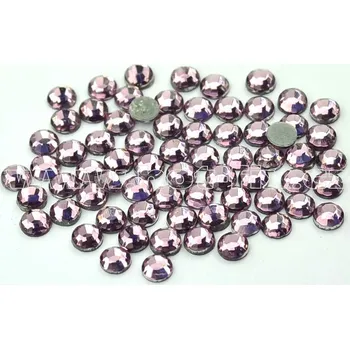 hot-fix skleněné nažehlovací kameny na textil barva 123 Amethyst světlý, velikost SS6 až SS16 barva: polobroušený barva 123 Amethyst světlý, velikost: velikost SS10, balení: balení 1grs /144ks