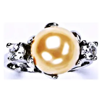 Prsten Stříbrný prsten s umělou světle lososovou perlou, šperky,T 1190