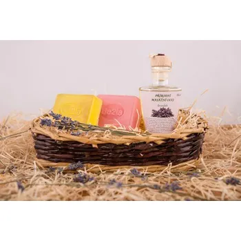 Kosmetická sada Dárkový koš březové kosmetiky Be2la® - 2 mýdla a masážní olej