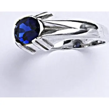 Prsten Stříbrný prsten prsten se spinelem 8x6 mm, T 1089 S