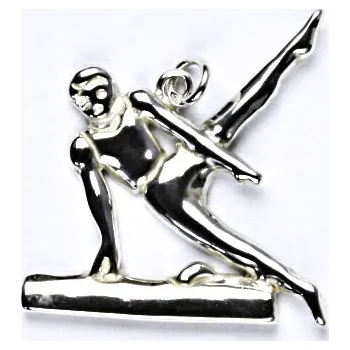 Přívěsek Stříbrný přívěsek gymnasta, přívěsek ze stříbra, P 237
