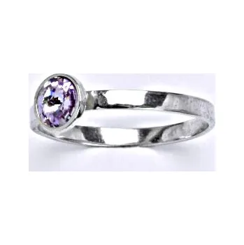 Prsten Stříbrný prsten se Swarovski krystalem violet, T 1336