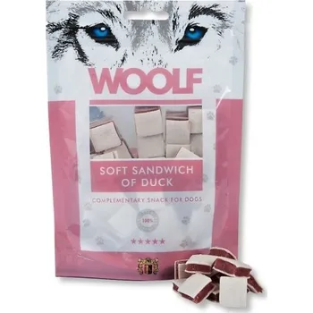 Pamlsek pro psa Woolf Soft Sandwich of Duck 100 g