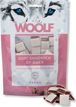 Pamlsek pro psa Woolf Soft Sandwich of Duck 100 g