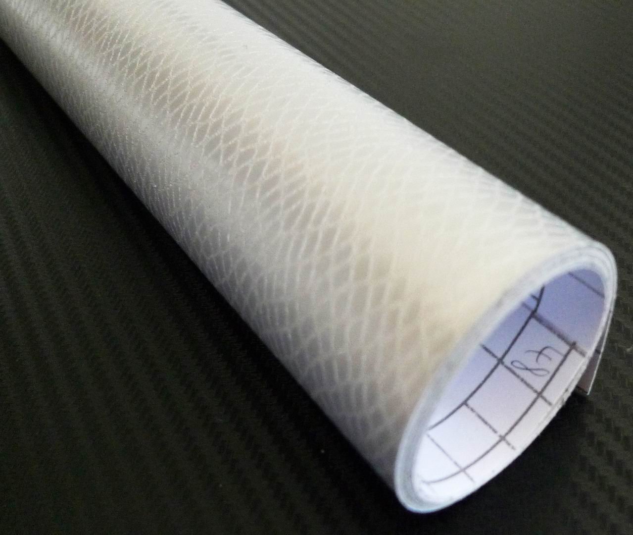 HADÍ KŮŽE BÍLÁ folie 3D tvarovatelná - 25cm x 50cm wrap folie