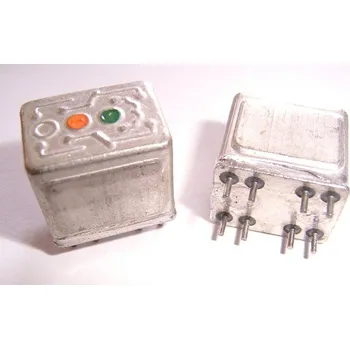 Relé Relé 15N599 18-24V