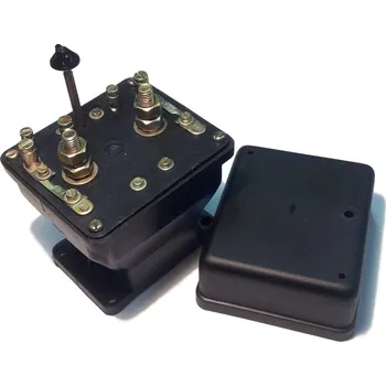 Bateriový spínač 12V/24V na Pragu V3S, Z II UŘ, IFA