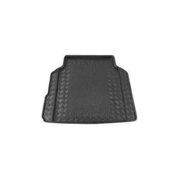 Vana do kufru Vana do kufru s protiskluzovou vrstvou Alfa Romeo Giulia -- od roku výroby 2016- SLEVA 11%