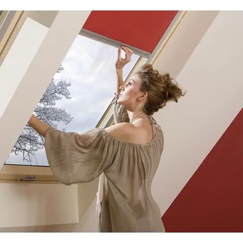 Roleta Úplně zatemňující roleta FAKRO ARF III rozměr: 55x78 cm