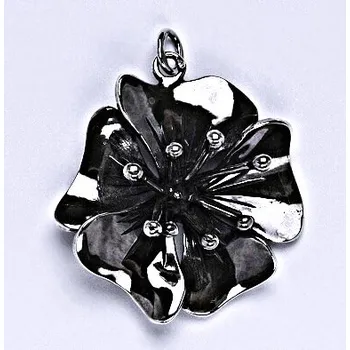 Přívěsek Stříbrný přívěsek s patinou kytička,přívěsek ze stříbra, P 126