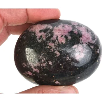 Přírodní kámen Kámen rodonit Madagaskar 228g