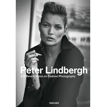 Umění Recenze A Different Vision on Fashion Photography - Peter Lindbergh, Thierry-Maxime Loriot (EN)