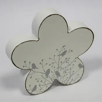 Zahradní dekorace Kytka stojící dřevo 15cm bílá (HCK-15669L)