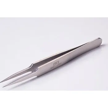 Plastikový model Pinzeta rovná