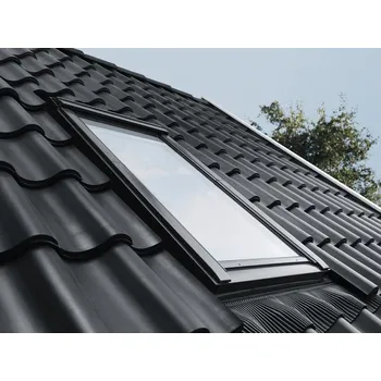 Stavební výplň Velux střešní okno GGU 0068 Velux: MK04 78x98 cm