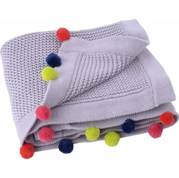 Kikadu Pletená deka s bambulkami Dětská deka Kikadu Pletená deka s bambulkami