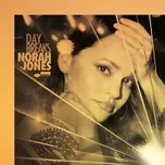 Day Breaks (Deluxe Edition) - Norah…