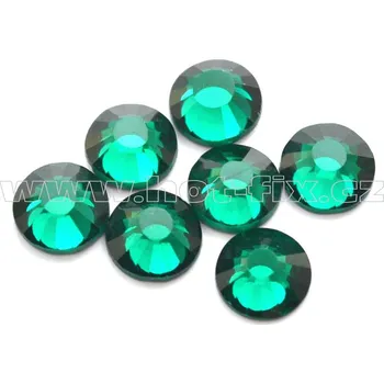 celobroušené hot-fix kameny Premium barva 115 Emerald /tmavě zelená, velikost SS30, balení 144ks, 720ks nebo 1440ks barva: barva CBP 115 Emerald, velikost: velikost SS30, prodejní balení: balení 144ks /1grs