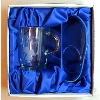 Pískovaný hrnek s talířkem - Usmívej se, jsi v důchodu