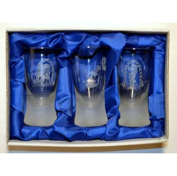 Pískované panáky - Nevěsta a ženich v bráně, čáp