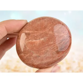 Přírodní kámen Hladký adulár (živec) Madagaskar 63mm