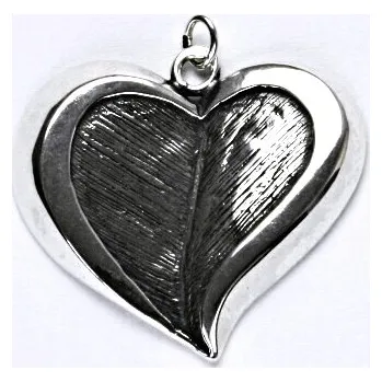 Přívěsek Stříbrný přívěsek s patinou, srdce, přívěšek ze stříbra, P 273