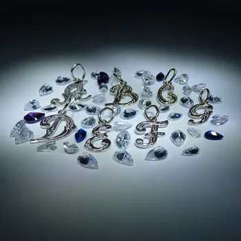 Přívěsek Přívěsek písmenko psací střední Z130, Materiál: Bílé zlato, ryzost 585/1000