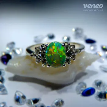 Prsten Princezna – prsten se zeleným opálem a čirými zirkony, Materiál: Růžové zlato, ryzost 585/1000