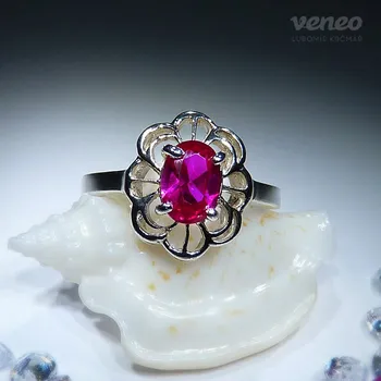 Prsten Baroko - prsten s rubínem, Materiál: Růžové zlato, ryzost 585/1000