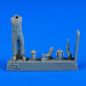 Plastikový model Aerobonus 1/48 US Army Helicopter Pilot - Vietnam War 1960 - 1975