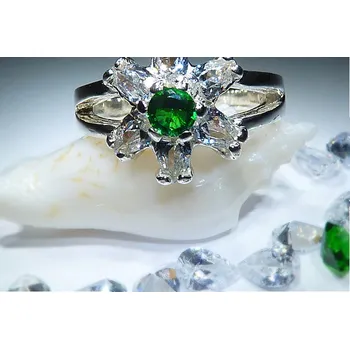 Prsten Orchidea - prsten se swarogreenem a čirými zirkony, Materiál: Růžové zlato, ryzost 585/1000