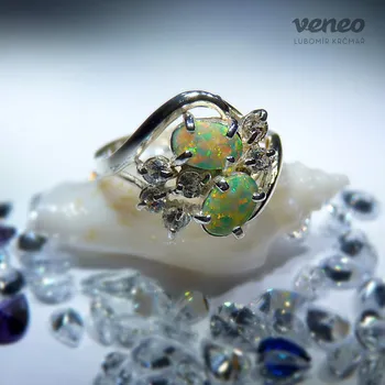 Prsten Penelope – prsten se zelenými opály a čirými zirkony, Materiál: Stříbro, ryzost 925/1000