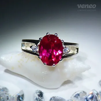 Prsten Iris - prsten s rubínem a čirými zirkony , Materiál: Stříbro, ryzost 925/1000